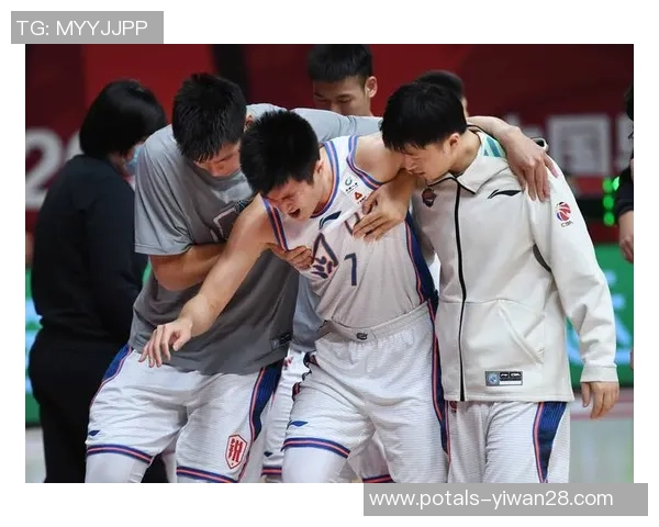 CBA2018赛季山东队与吉林队激战正酣精彩瞬间回顾与分析